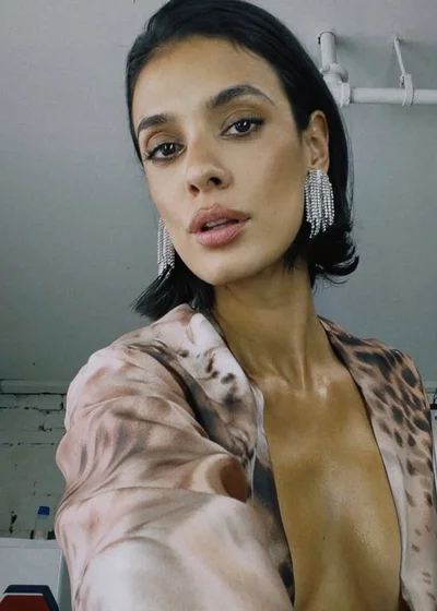 Laysla De Oliveira