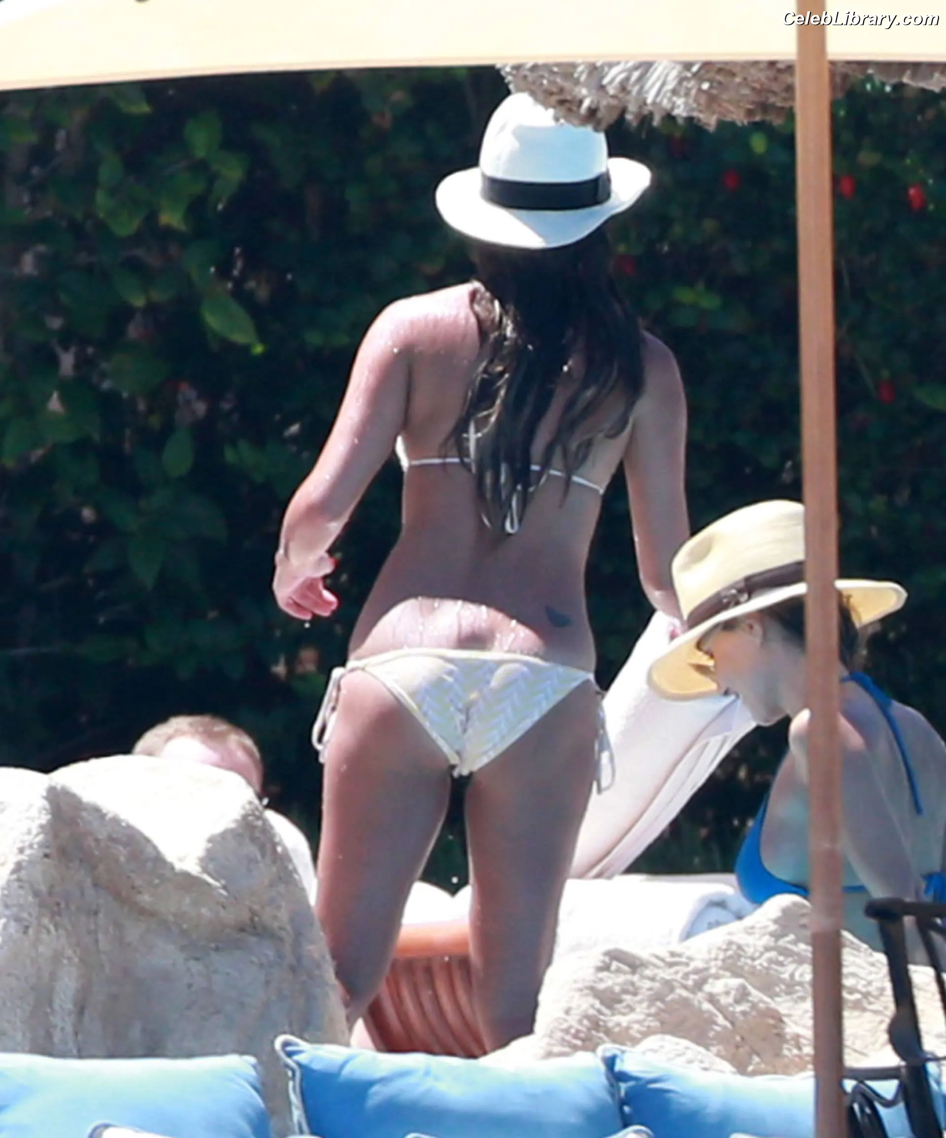 Lea Michele photo 18 of 284