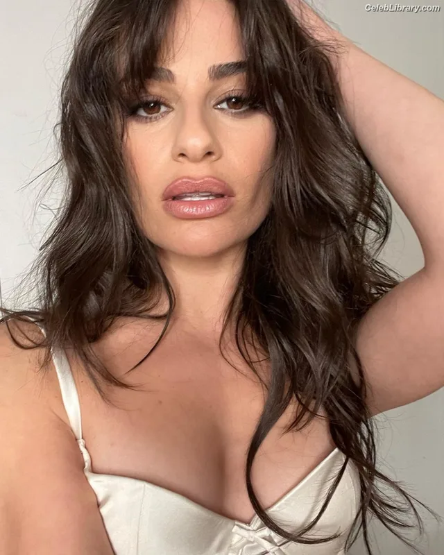Lea Michele photo 9 of 282
