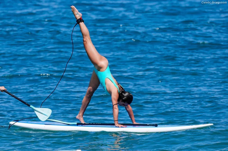 Lea Michele photo 8 of 282