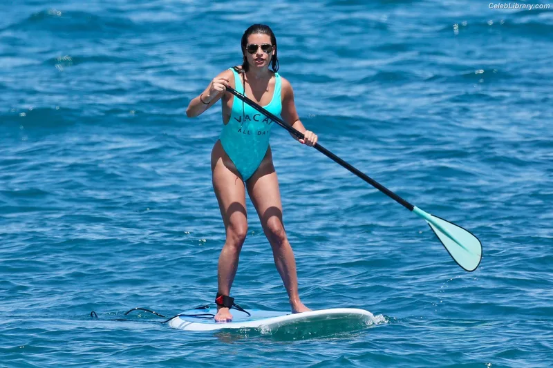 Lea Michele photo 15 of 282