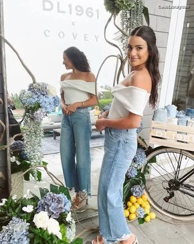 Lea Michele photo 6 of 282