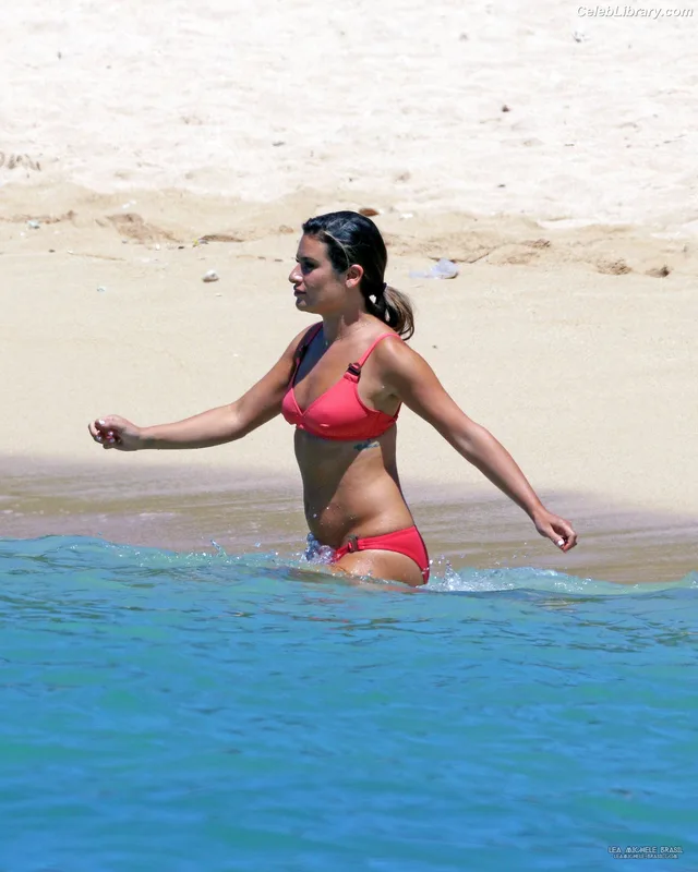 Lea Michele photo 11 of 282