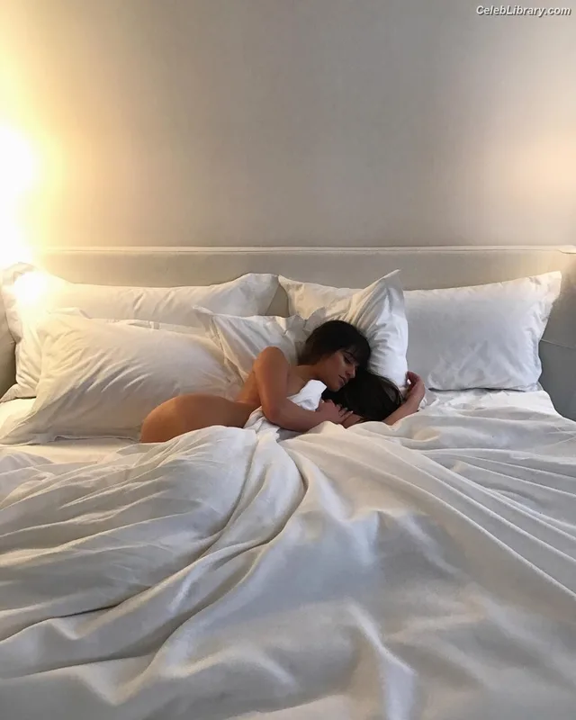 Lea Michele photo 3 of 282