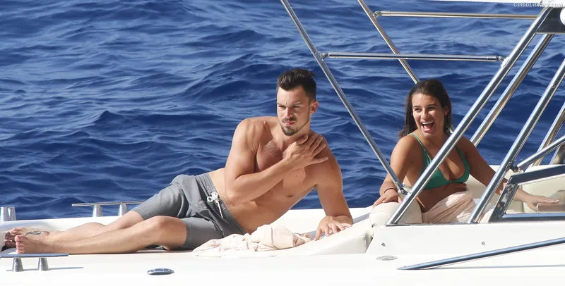 Lea Michele photo 10 of 282