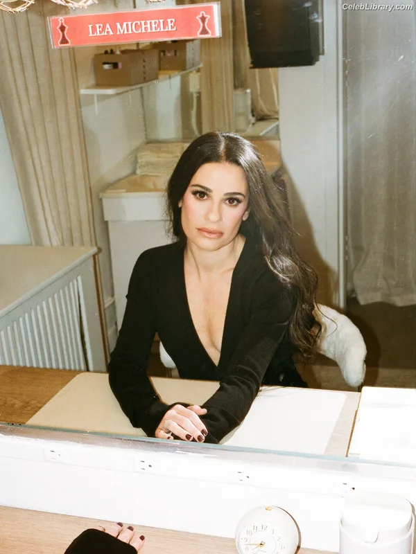 Lea Michele photo 1 of 282