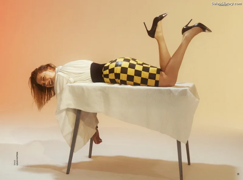 Lea Seydoux photo 12 of 64