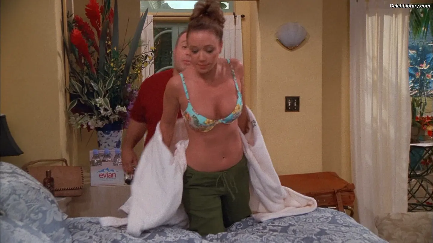 Leah Remini photo 11 of 39