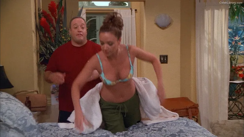 Leah Remini photo 12 of 40