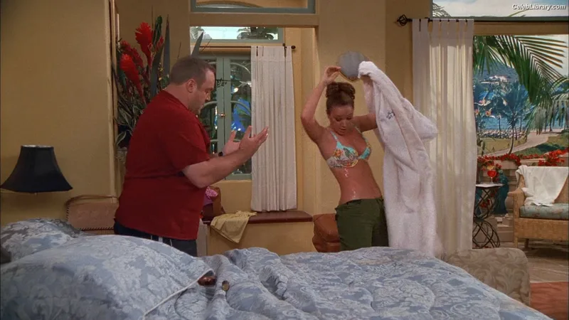Leah Remini photo 15 of 40