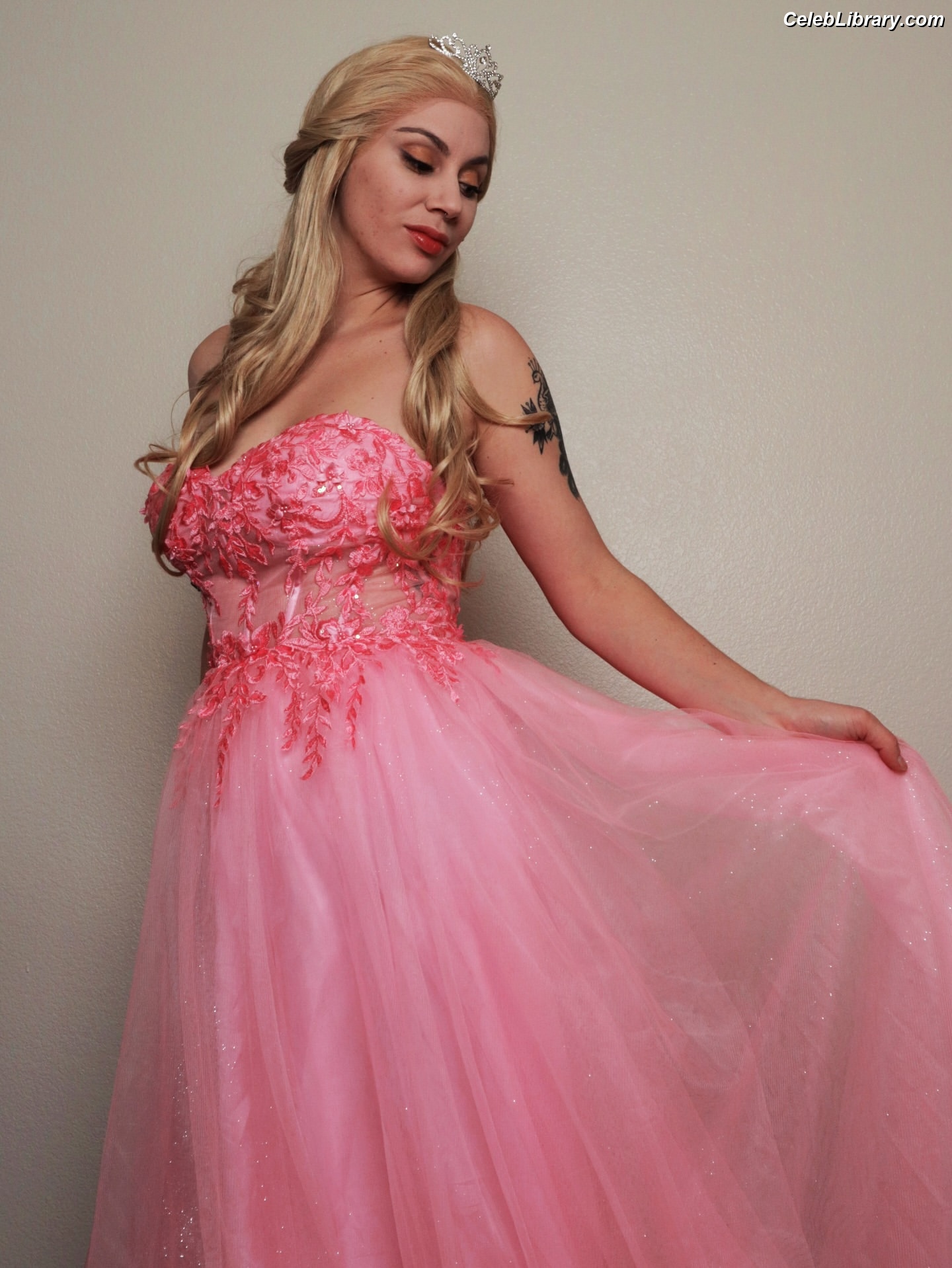 Leah Voysey photo 20 of 52