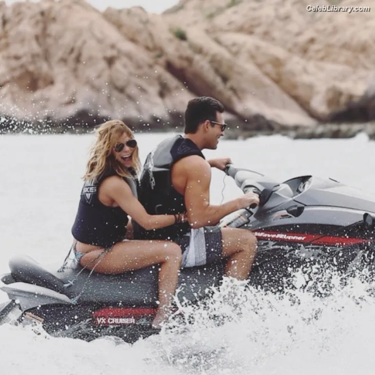 LeAnn Rimes photo 19 of 30