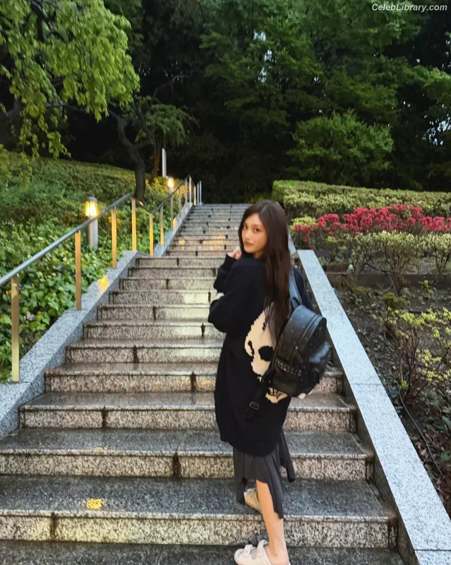 Lee Hyun-seo LEESEO (IVE) photo 5 of 52
