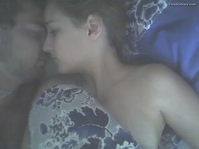 Leelee Sobieski photo 2 of 136