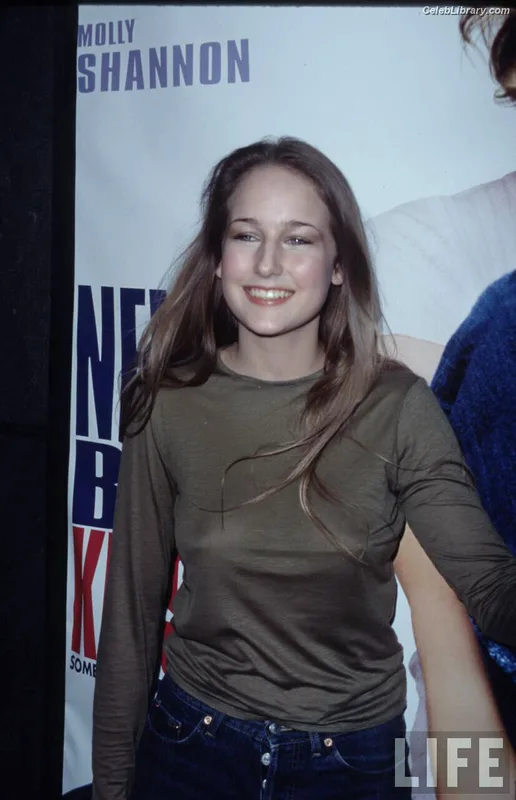 Leelee Sobieski photo 21 of 136