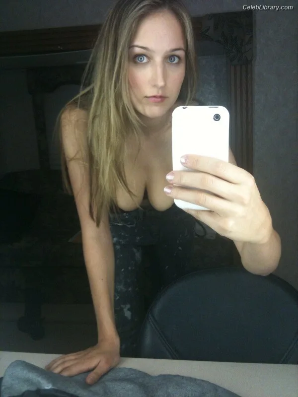 Leelee Sobieski photo 9 of 136