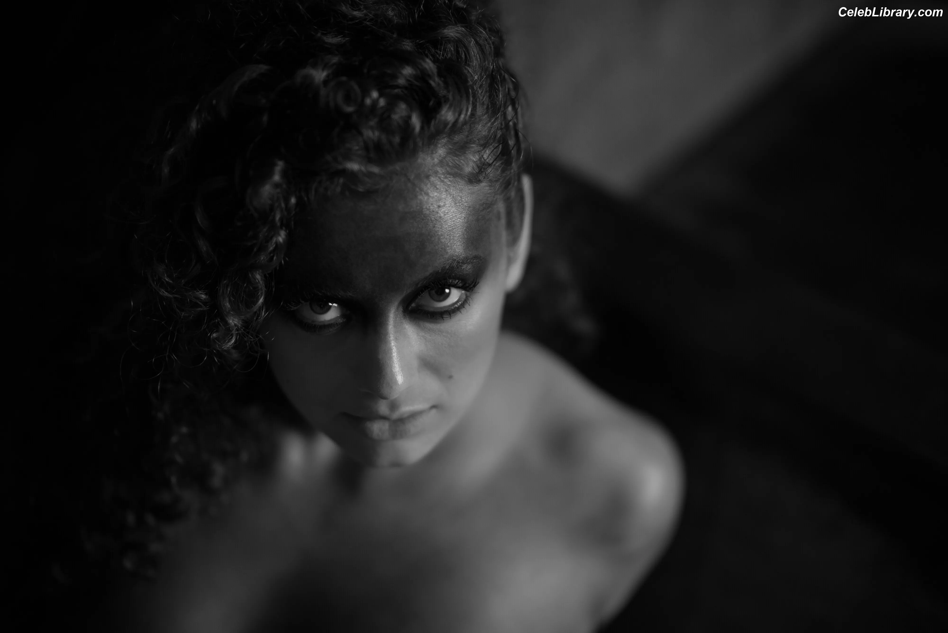 Leila Lowfire photo 14 of 234
