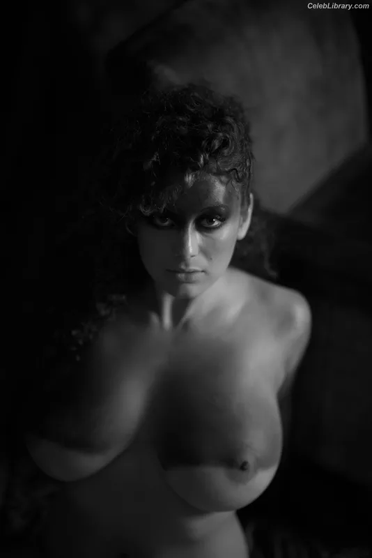 Leila Lowfire photo 18 of 235