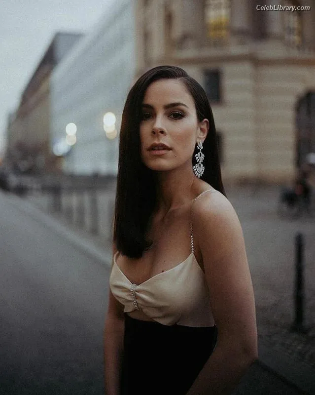 Lena Meyer-Landrut photo 7 of 634