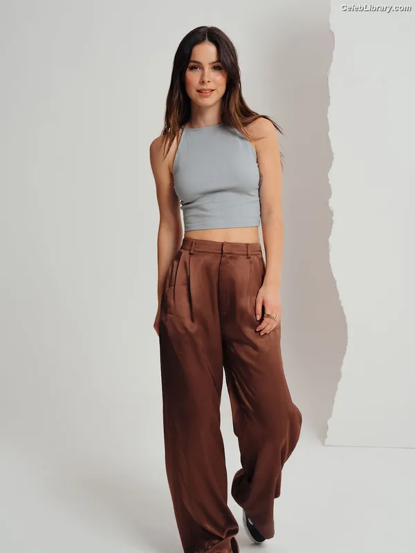 Lena Meyer-Landrut photo 23 of 634