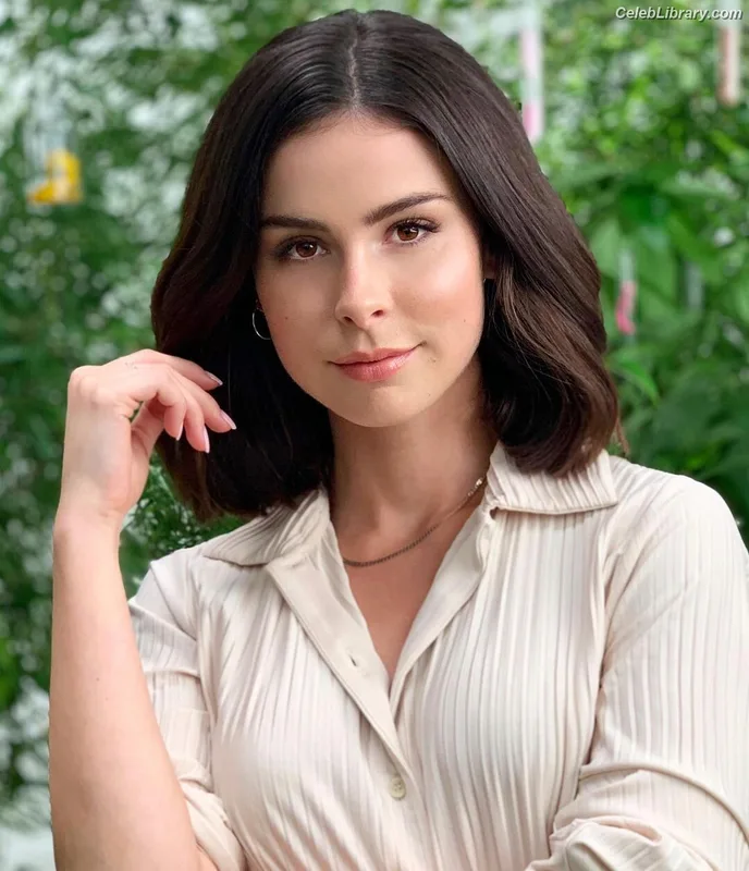 Lena Meyer-Landrut photo 22 of 634
