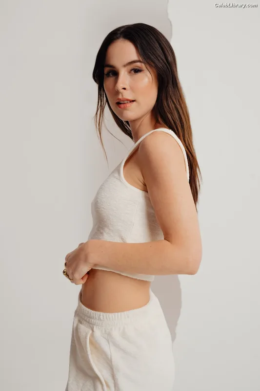 Lena Meyer-Landrut photo 17 of 634