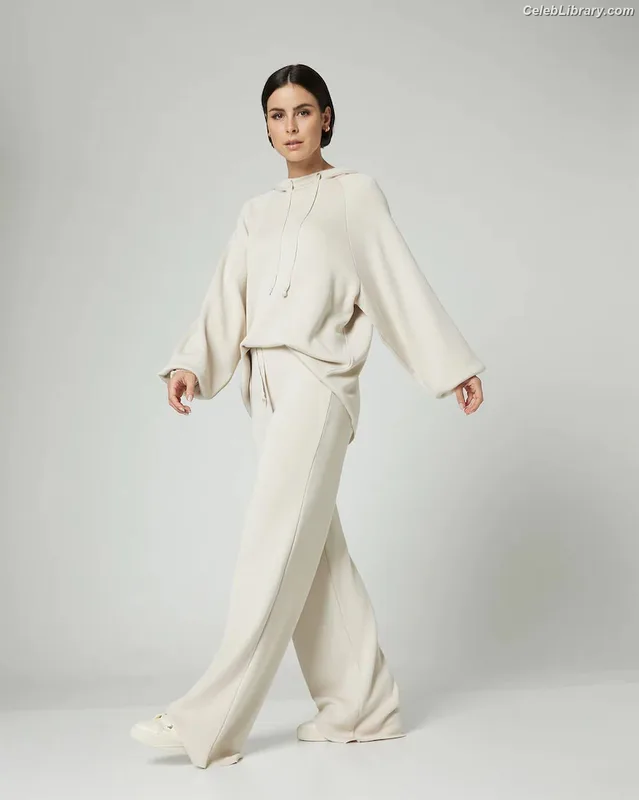 Lena Meyer-Landrut photo 17 of 634