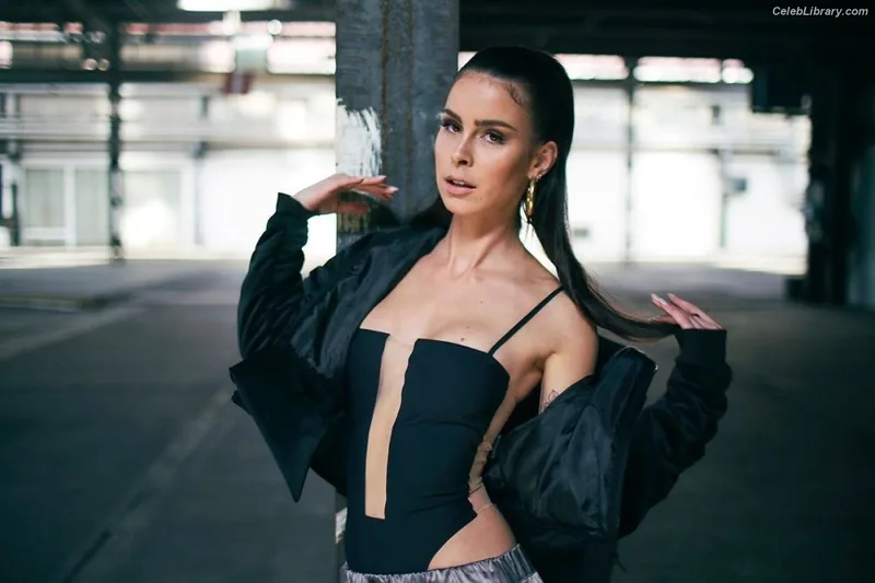 Lena Meyer-Landrut photo 8 of 634