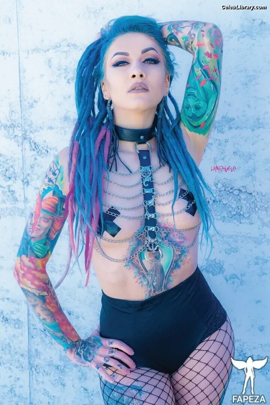 Lena Scissorhands photo 18 of 49
