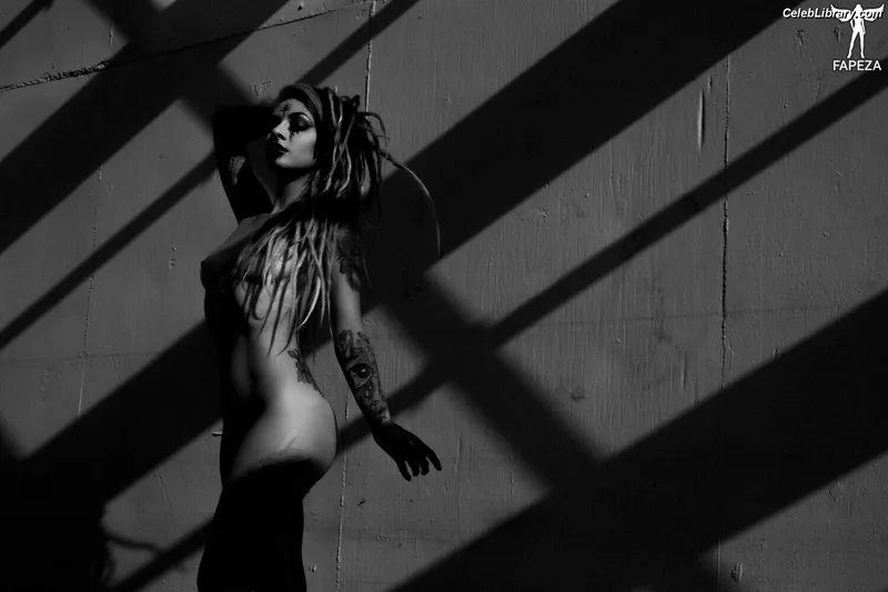 Lena Scissorhands photo 19 of 49