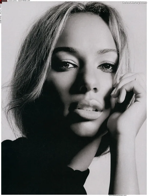 Leona Lewis photo 9 of 16