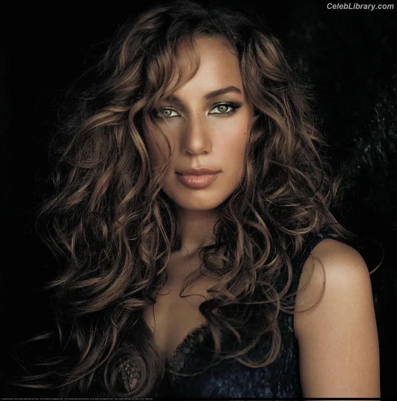 Leona Lewis photo 12 of 16