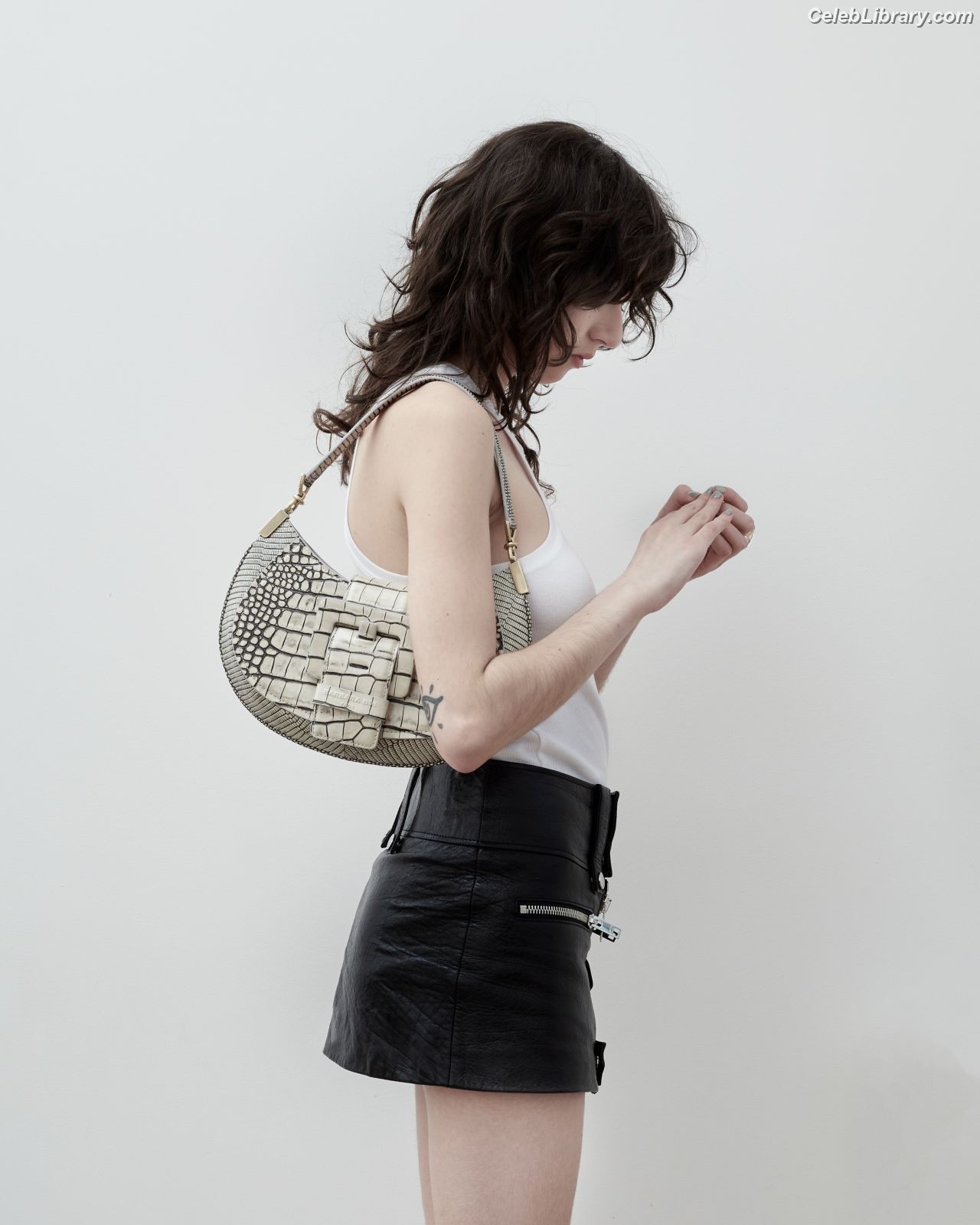 Léonie Dahan-Lamort photo 10 of 33