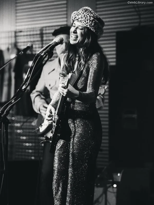 Lera Lynn photo 5 of 62