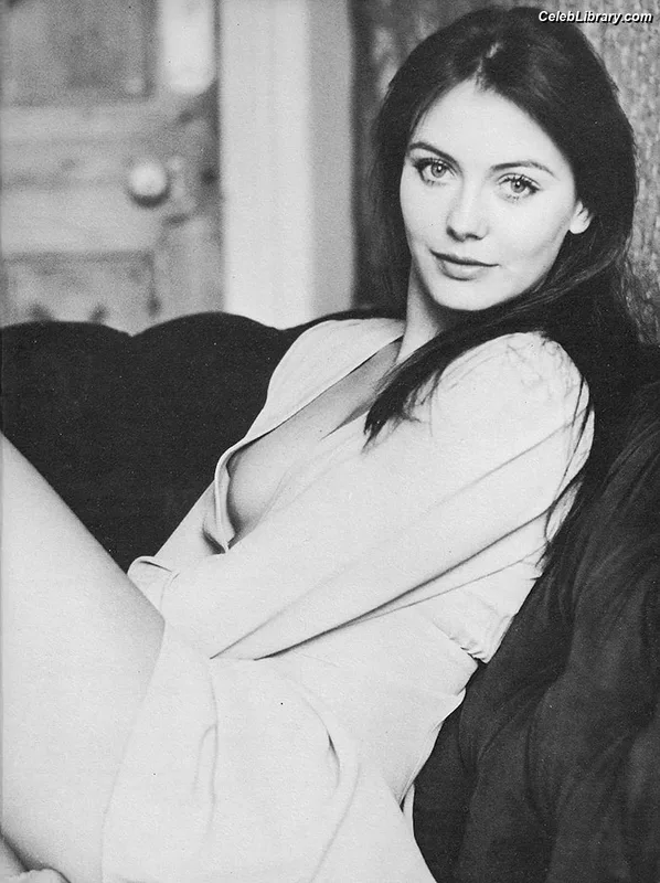 Lesley-Anne Down photo 7 of 13
