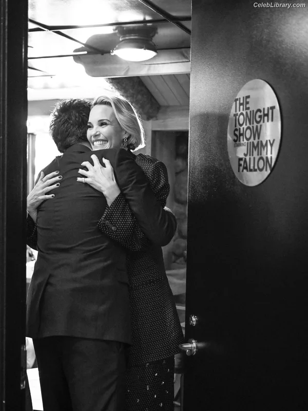 Leslie Bibb photo 7 of 101