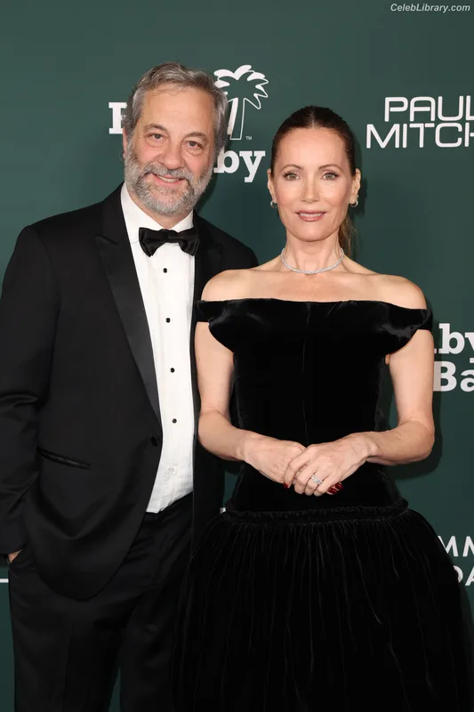 Leslie Mann photo 12 of 13