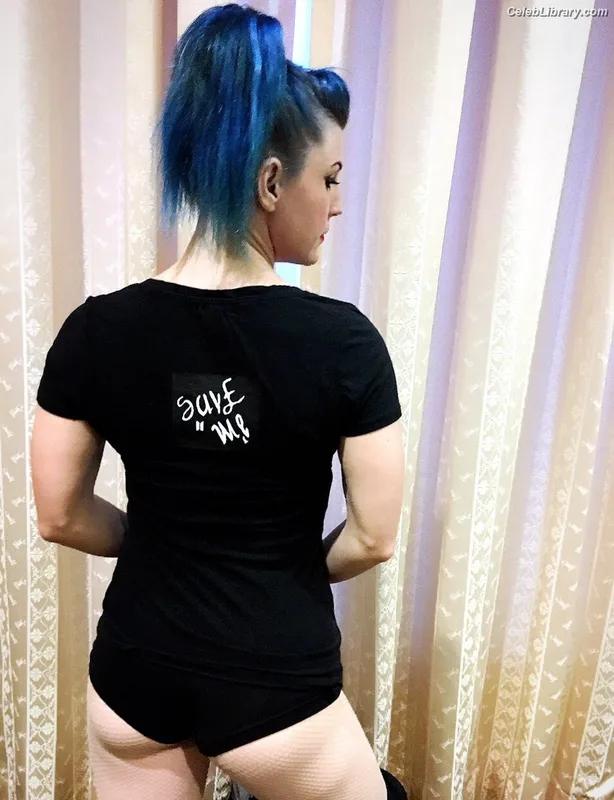 Leva Bates photo 23 of 103