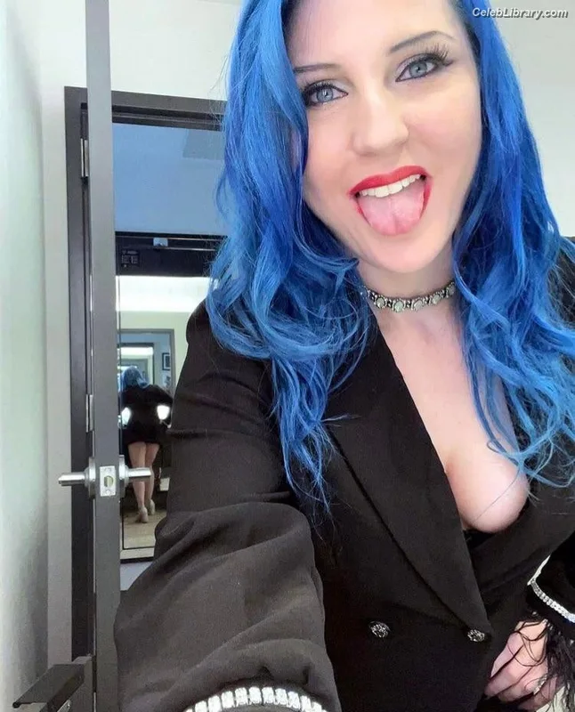 Leva Bates photo 1 of 103