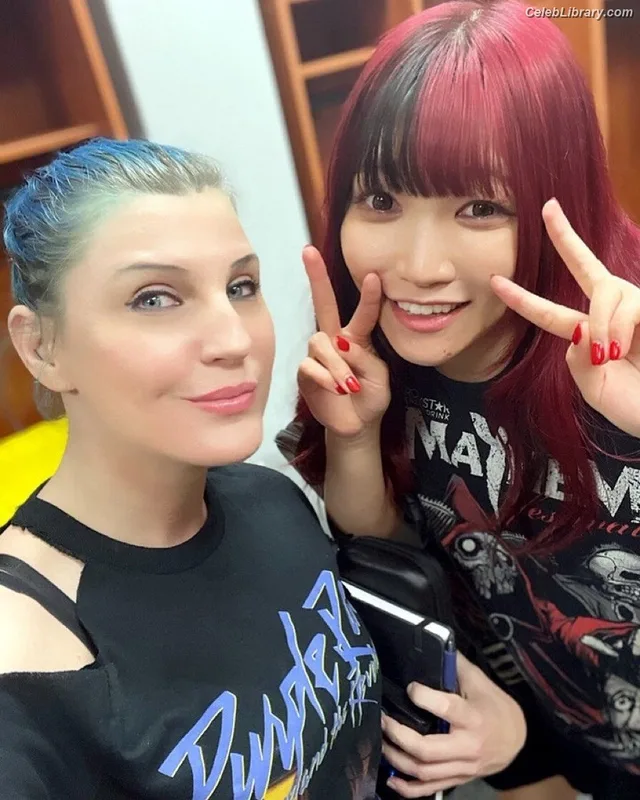 Leva Bates photo 13 of 103