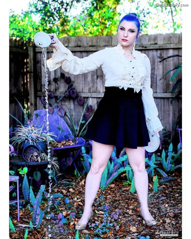 Leva Bates photo 11 of 103