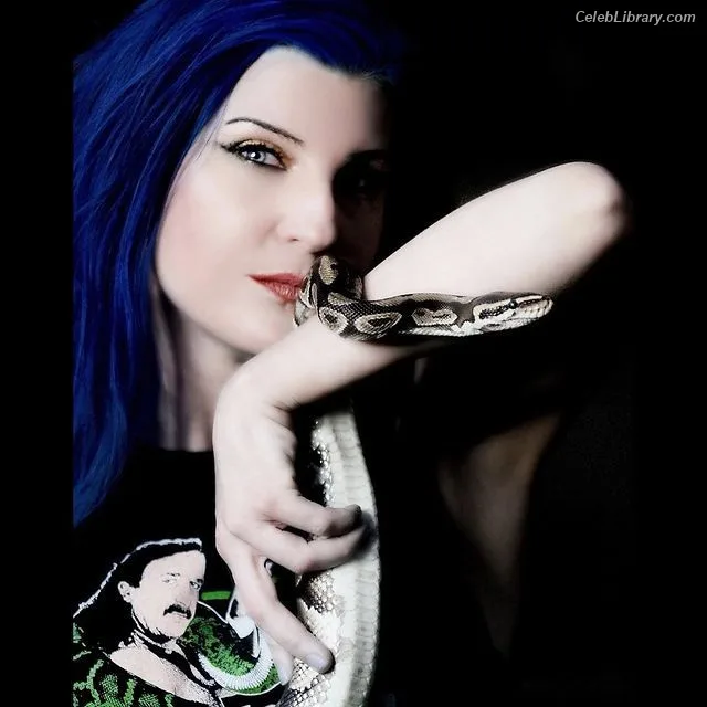 Leva Bates photo 13 of 103