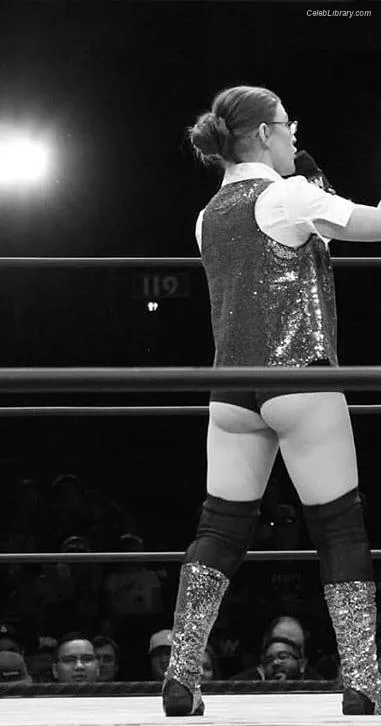 Leva Bates photo 1 of 103