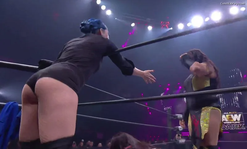 Leva Bates photo 3 of 103