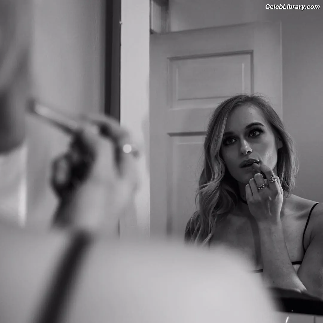 Leven Rambin photo 19 of 217
