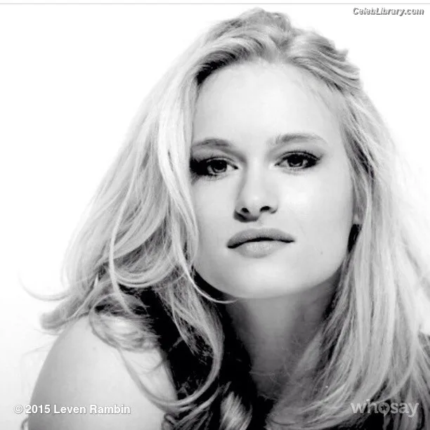 Leven Rambin photo 8 of 215