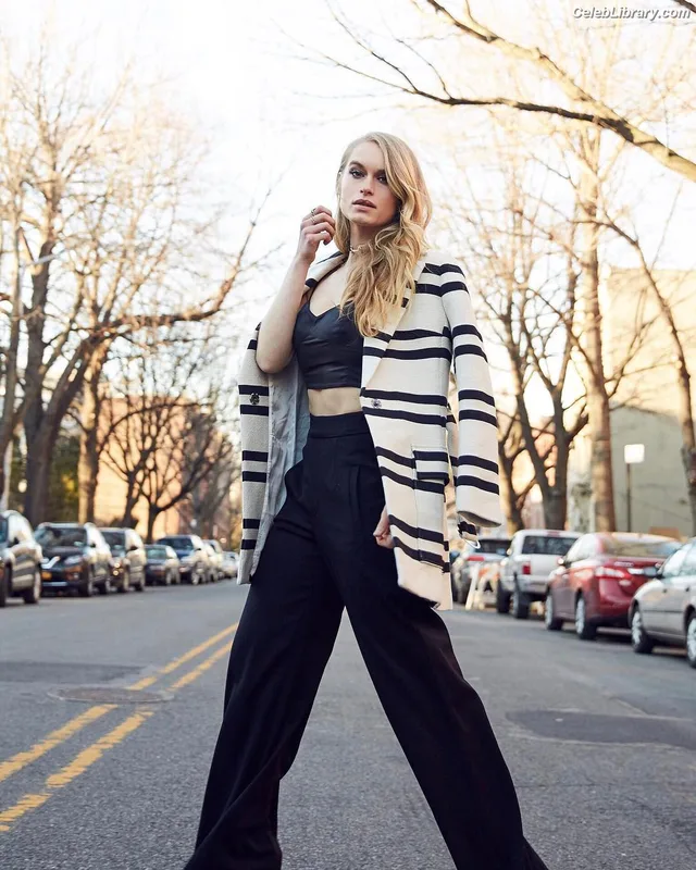 Leven Rambin photo 13 of 215
