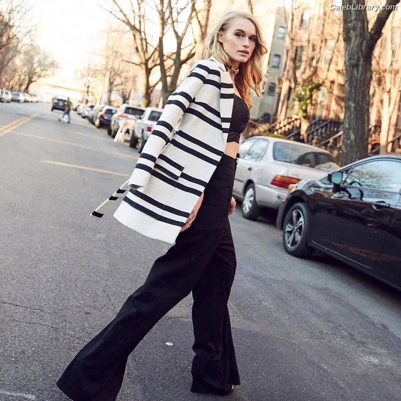 Leven Rambin photo 2 of 215