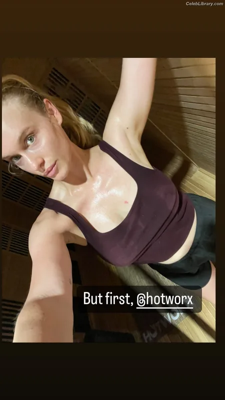 Leven Rambin photo 14 of 215
