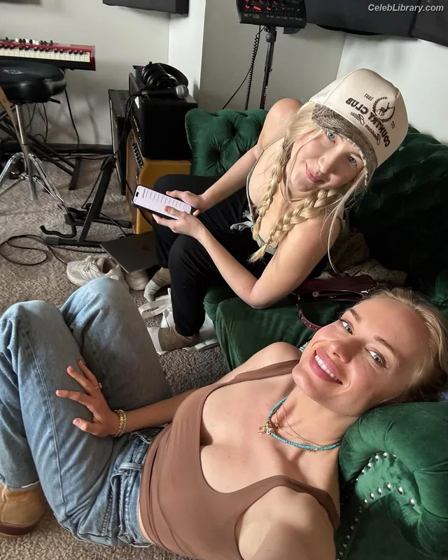 Leven Rambin photo 6 of 215